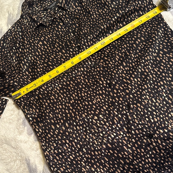 Liverpool Women's Blouse in Black and Gold Pattern - Picture 5 of 6